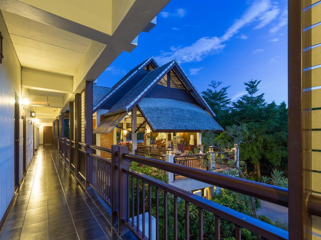 Phaya Inn Lamphun Exterior foto